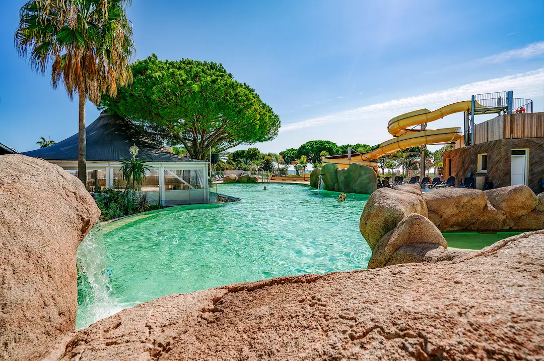 Camping Arinella Bianca : un écrin aquatique en Corse