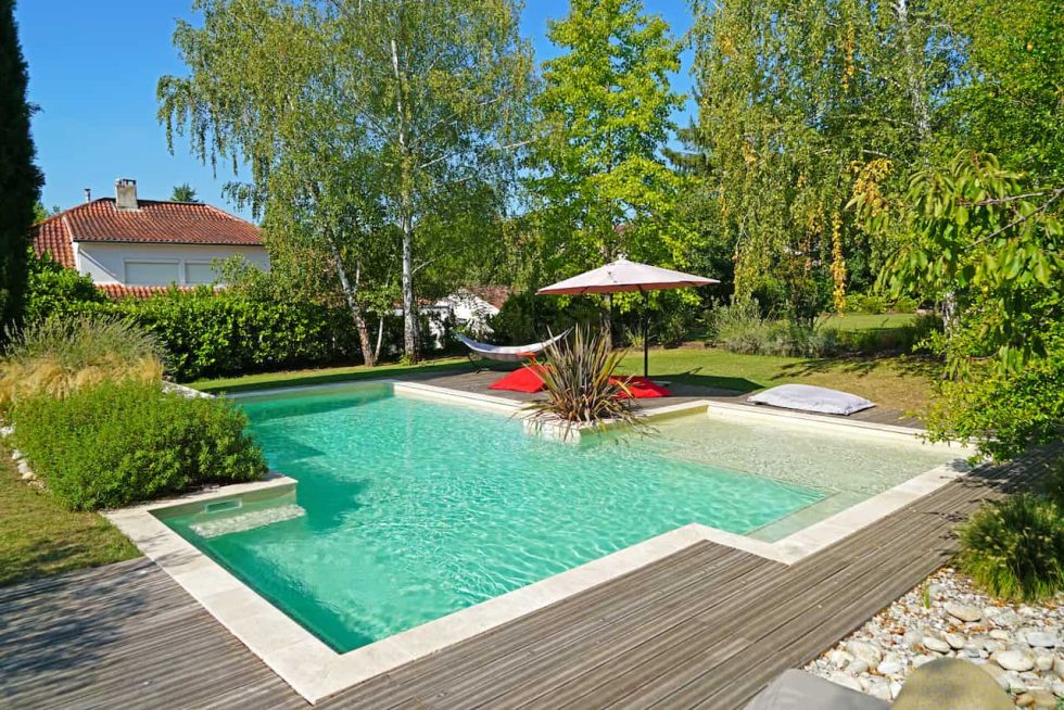 Comment entretenir sa piscine sans chlore ? Les traitements — free download