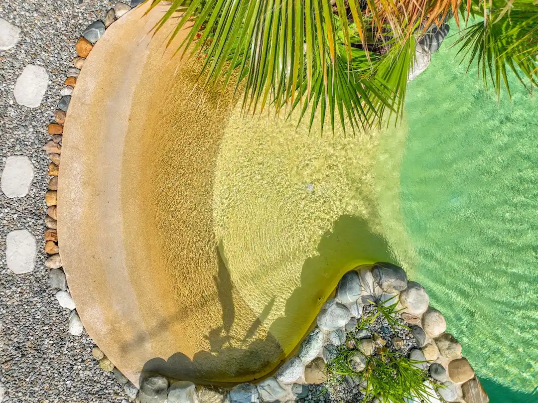 Revêtement effet piscine plage