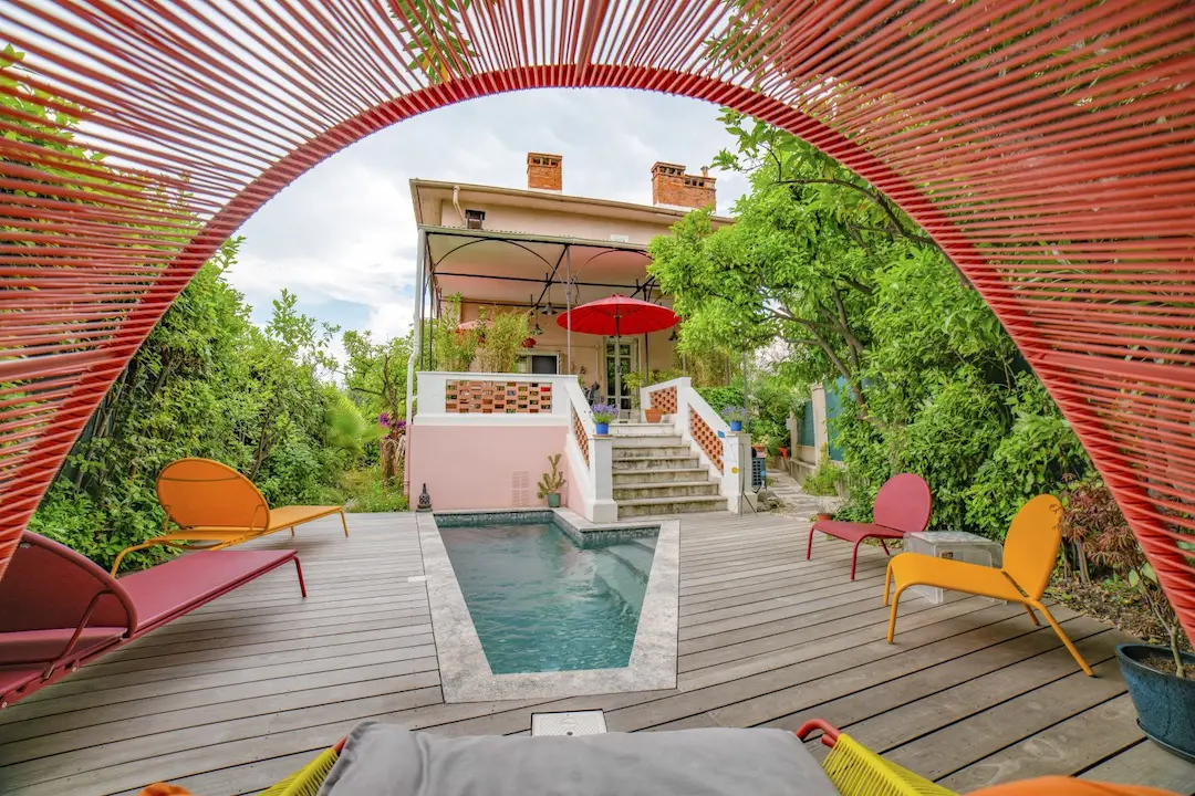 Petite piscine creusée sur mesure