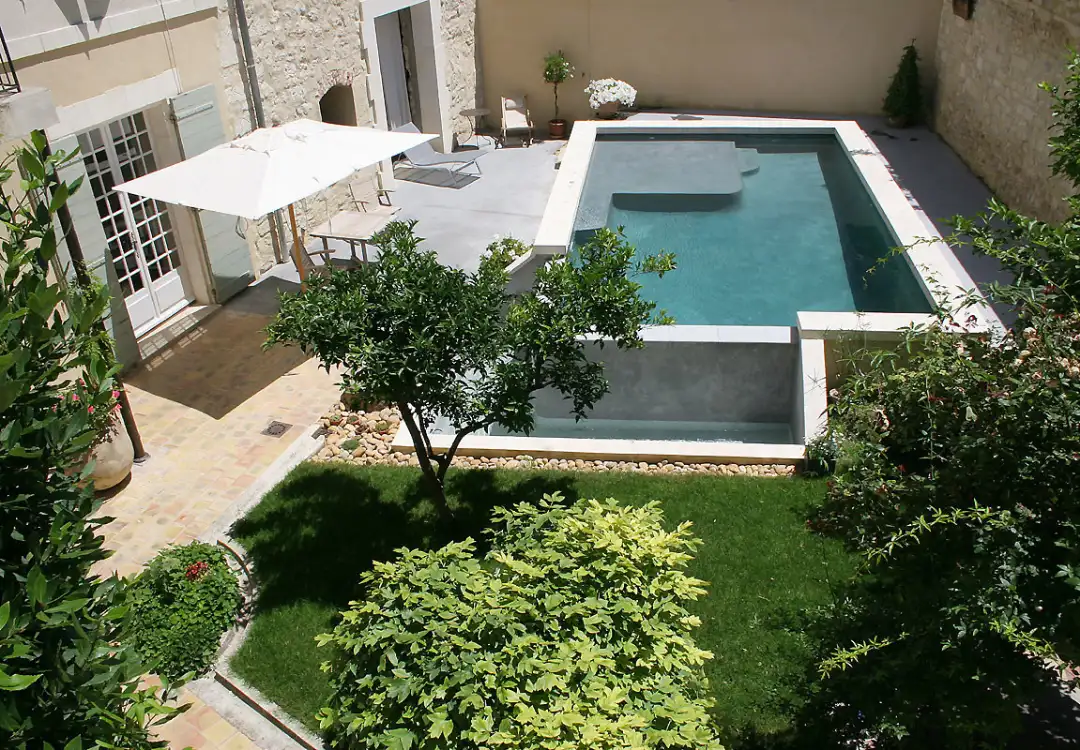 piscine-semi-enterree-beton (2)
