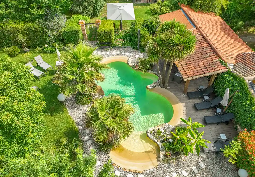 piscine-lagon-beton-mobile